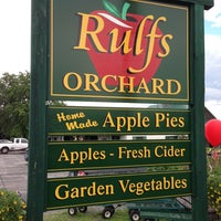Photo taken at Rulfs Orchard by Mike S. on 6/29/2013