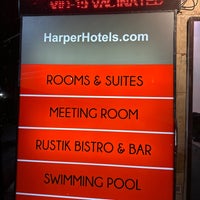 Foto diambil di Harper Kuta Hotel oleh Pitra Dwi Y. pada 3/17/2023