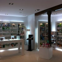 Photo taken at Farmacia Génova by César R. on 11/12/2011