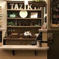 7/27/2017에 Deepak J.님이 Taziki&amp;#39;s Mediterranean Cafe에서 찍은 사진