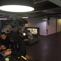 Photo taken at Deezer by coccyTW on 11/7/2016
