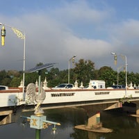 รูปภาพถ่ายที่ สะพานเขลางค์นคร โดย Vchartpx C. เมื่อ 12/2/2016