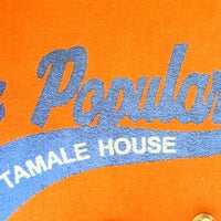 Foto tirada no(a) La Popular Tamale House por Blake B. em 9/7/2013