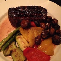 12/21/2012 tarihinde katrina j.ziyaretçi tarafından The Keg Steakhouse + Bar - Bramalea'de çekilen fotoğraf