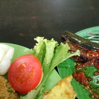 Review Ayam Penyet & Ari Bakso