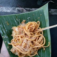 Review Jalan Abdullah Lubis