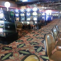 Foto diambil di Wildwood Casino oleh Tradebank of Wichita pada 8/20/2013