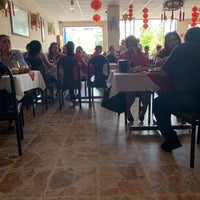 Photo taken at Restaurant Cantones by Cesar L. on 8/18/2019