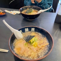 Photo taken at 東麺房 やみつきラーメン by Rs on 12/18/2022