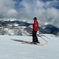 2/8/2024 tarihinde Melissa R.ziyaretçi tarafından Vail Ski Resort'de çekilen fotoğraf