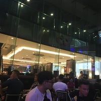 Foto tirada no(a) Cafe Central Nguyen Hue por Lam T. em 1/8/2018