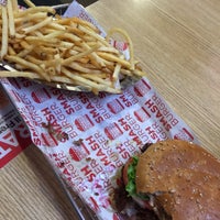 Photo taken at Smashburger by Erick G. on 7/31/2016