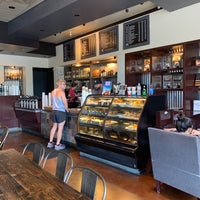 Das Foto wurde bei Cooper&amp;#39;s Coffee House von Dani Y. am 7/7/2019 aufgenommen