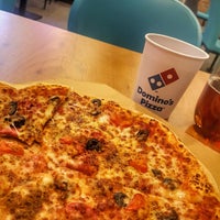 Photo taken at Domino&amp;#39;s Pizza by KUZEY on 8/12/2019