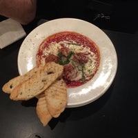 Foto diambil di Papalinos Pizza oleh Julie H. pada 3/13/2016