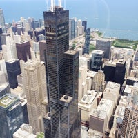 Foto tirada no(a) Chicago Helicopter Experience por @nicoleyeary em 5/24/2014