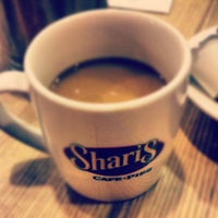 Photo taken at Shari&amp;#39;s Cafe and Pies by Cetch F. on 10/26/2012