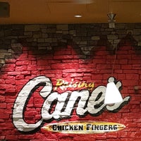 Foto tirada no(a) Raising Cane&amp;#39;s Chicken Fingers por Mike S. em 12/30/2019