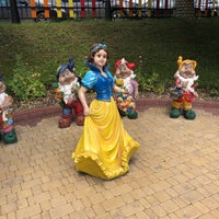 Photo taken at Серебряный парк by МариКо on 6/21/2018