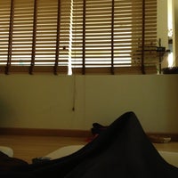 Photo taken at Daimanzoku Massage by KhuиNoo G. on 11/3/2012