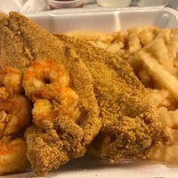 Photo taken at DT New Orleans Seafood by TJ on 11/11/2016