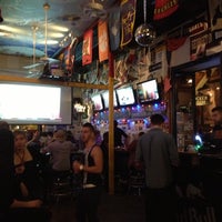 Foto diambil di Nellie&amp;#39;s Sports Bar oleh Aaron B. pada 5/11/2013