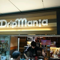 Photo taken at Drip Mania グランスタ店 by K. J. on 11/4/2016