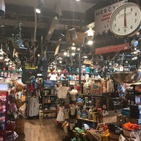 Photo taken at Cracker Barrel Old Country Store by Billy S. on 5/8/2017