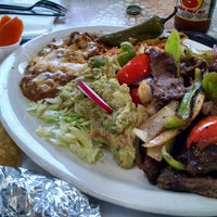 Photo taken at Viva Fresh Mexican Grill by Marc N. on 6/16/2015