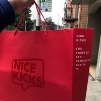 รูปภาพถ่ายที่ Nice Kicks โดย Adam S. เมื่อ 7/1/2019