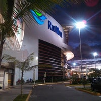 Foto tirada no(a) Shopping RioMar por Adriano L. em 5/20/2013