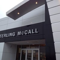 รูปภาพถ่ายที่ Sterling McCall Buick GMC โดย phong l. เมื่อ 6/26/2014