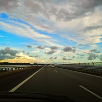 Photo taken at 東名高速道路 天竜川橋 by Shiba y. on 9/9/2018