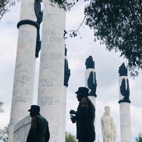 Photo taken at Monumento a los Niños Héroes by carlos on 9/11/2021