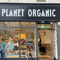 Photo taken at Planet Organic by Seelan G. on 10/5/2019