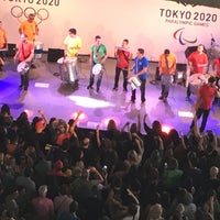 Photo taken at Tokyo 2020 Japan House by Ayazinha Y. on 9/12/2016
