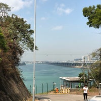 Photo taken at Tung Chung Battery 東涌小炮台 by Phil W. on 3/13/2018