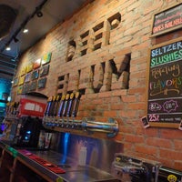 Foto tirada no(a) Deep Ellum Brewing Company por Brenda em 9/15/2023