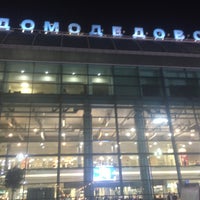 8/27/2016 tarihinde Иван С.ziyaretçi tarafından Domodedovo International Airport (DME)'de çekilen fotoğraf