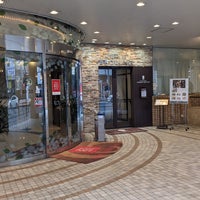 Photo taken at Kichijoji Tokyu REI Hotel by Aaron S. on 5/13/2023