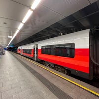 Photo taken at S Hauptbahnhof Wien by Radezim on 7/6/2023