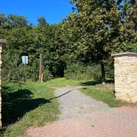 Photo taken at PP Bažantnice v Satalicích (Satalická obora) by Radezim on 9/17/2023