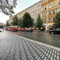 Photo taken at Vršovické náměstí (tram) by Radezim on 6/20/2022