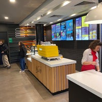 Photo taken at McDonald&amp;#39;s by Shnur on 11/29/2022
