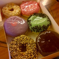 Photo taken at J.Co Donuts &amp;amp; Coffee by cien on 11/26/2012