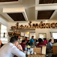 Foto tomada en El 9 Restaurante Lounge Yucateco  por Rick T. el 2/24/2017
