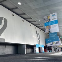Foto diambil di Melbourne Convention and Exhibition Centre oleh ❤❤YONG❤❤ pada 3/11/2024
