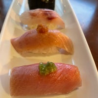 Foto diambil di Domo Sushi oleh Maria S. pada 3/24/2023