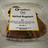 Photo taken at Orwasher&amp;#39;s Bakery by Johan S. on 11/12/2023