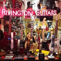 Photo taken at Rivington Street Guitars by Olivier D. on 3/31/2016